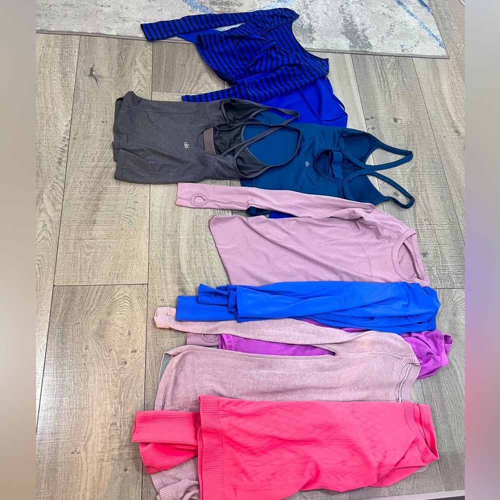 COPY - Lulu lemon, Alo yoga tops